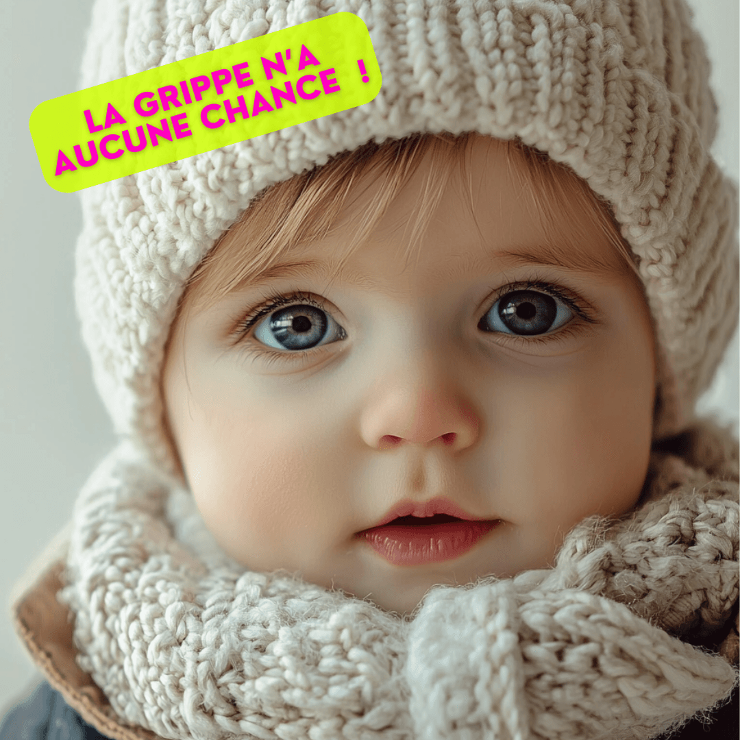 Un jeune enfant habillé chaudement avec un bonnet et une écharpe blanche, accompagné du texte « LA GRIPPE N'A AUCUNE CHANCE ! », évoquant la prévention contre la grippe.